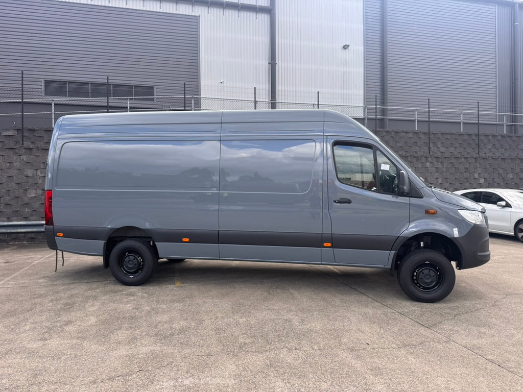 2025 Mercedes-Benz Sprinter 419 LWB AWD Van – Tenorite Grey