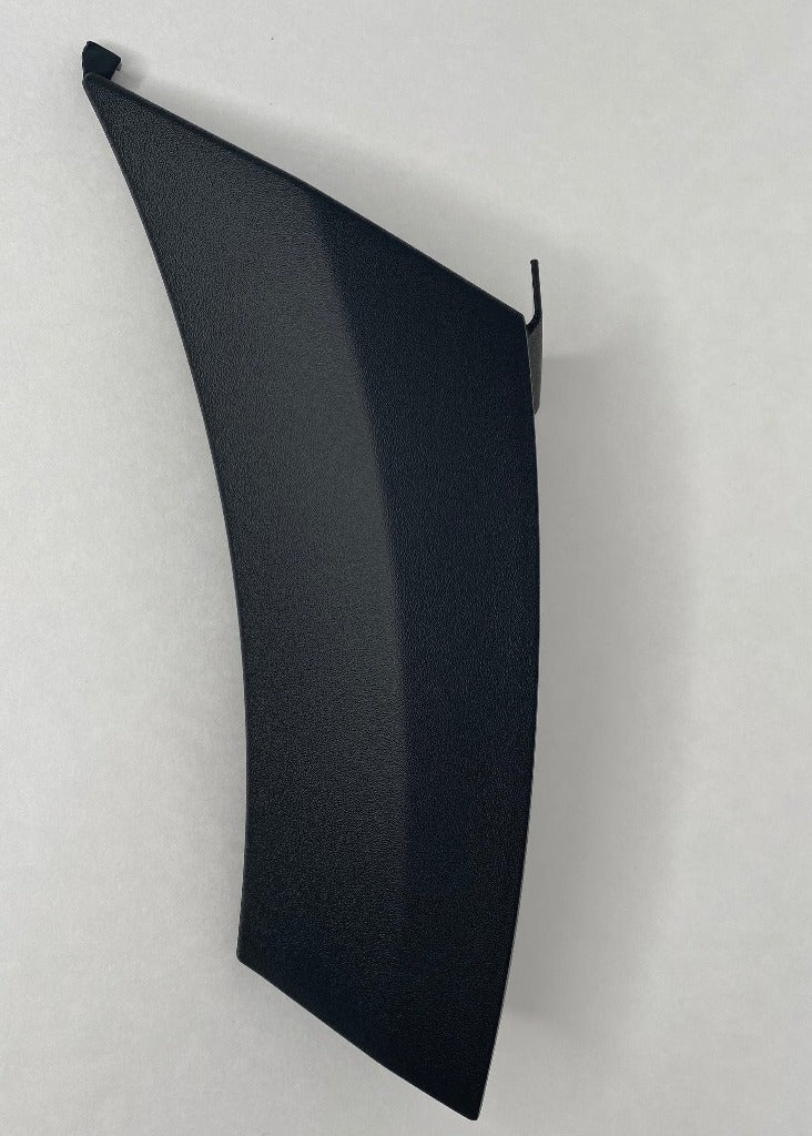Front Fender Belt-Line Trim Sprinter 907 — Right