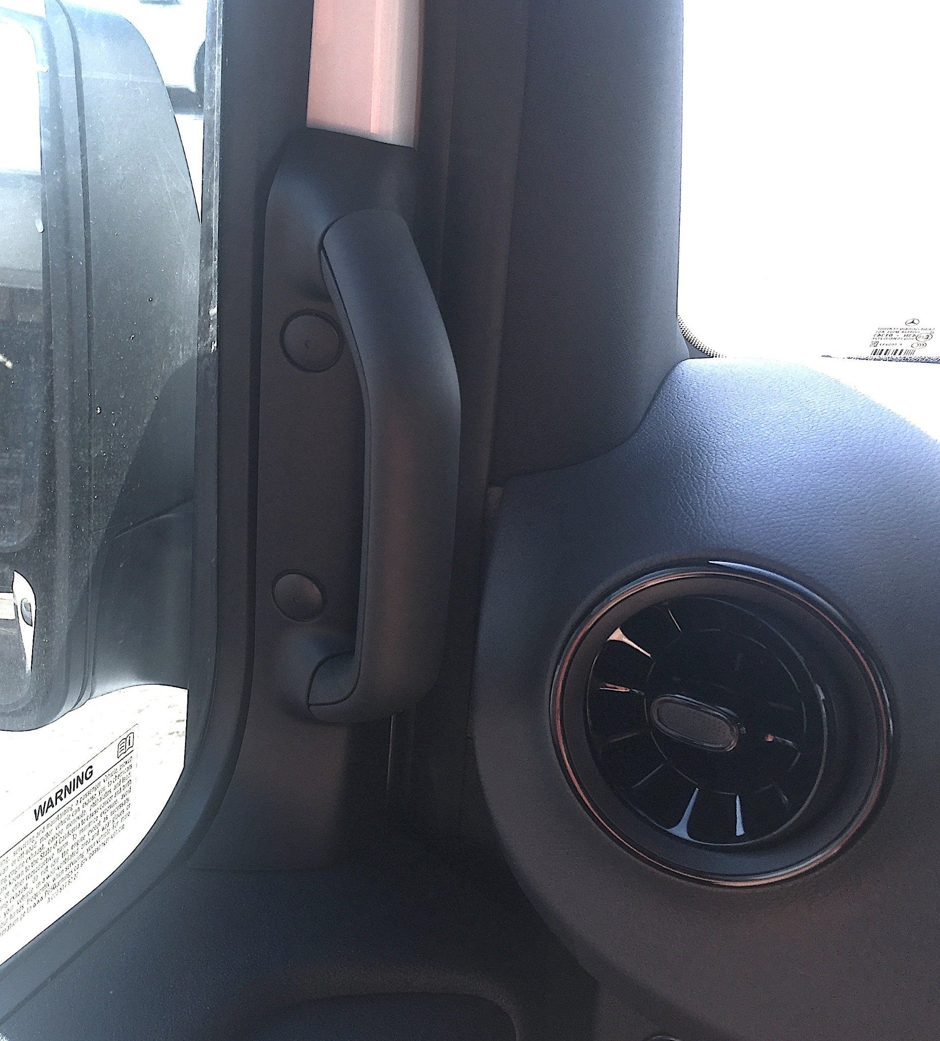Grab Handle Upgrade Kit – Sprinter VS30 2019-2025 for Easier Entry