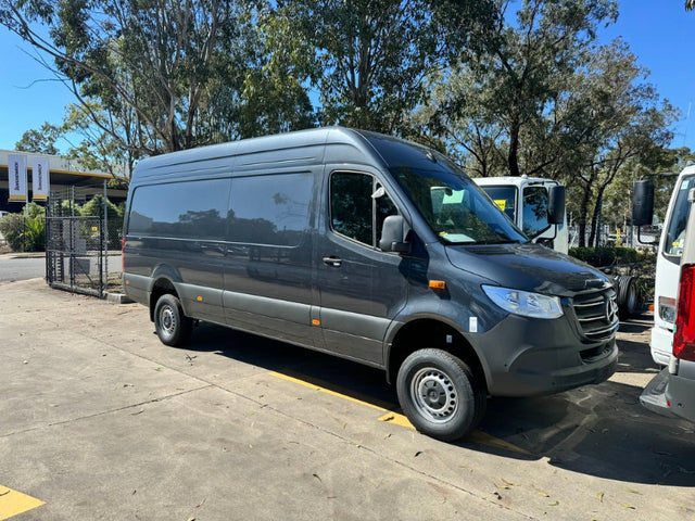 2025 Mercedes-Benz Sprinter 419 LWB AWD Van – Tenorite Grey
