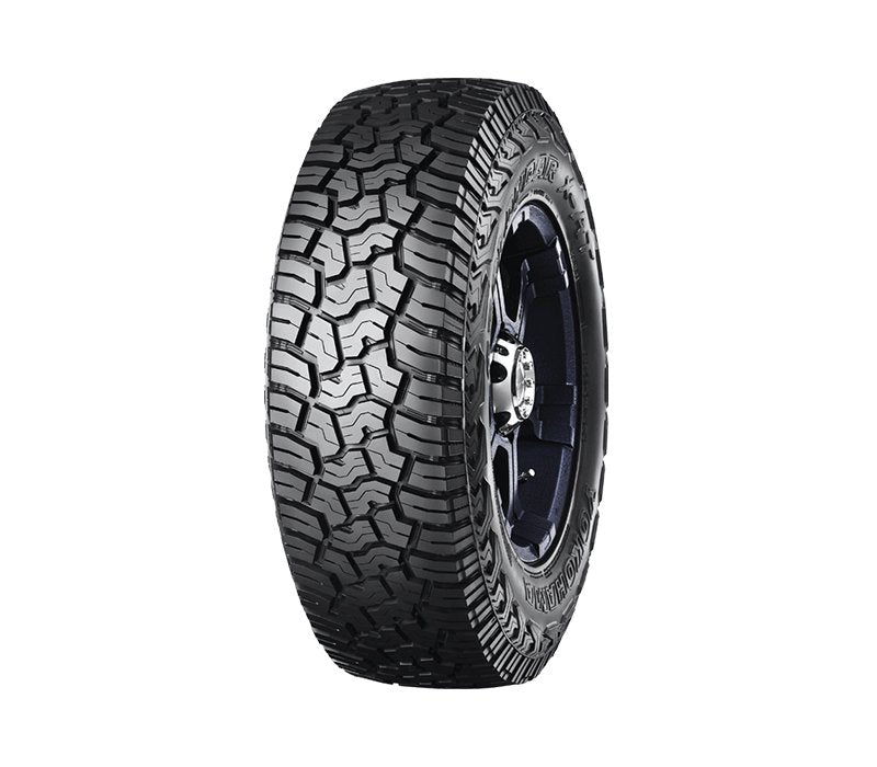 Yokohama Geolandar X-AT G016 265/70R17