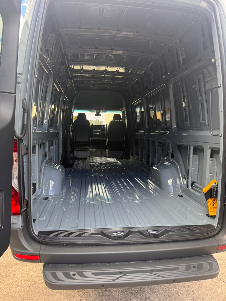 2025 Mercedes-Benz Sprinter 419 LWB AWD Van – Tenorite Grey
