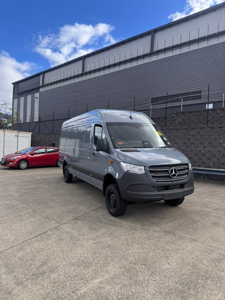 2025 Mercedes-Benz Sprinter 419 LWB AWD Van – Tenorite Grey