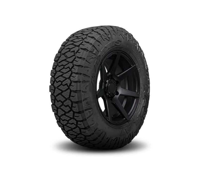 Maxxis Razr AT-811 265/65R17